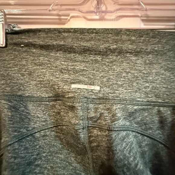 Aerie Green Leggings with Side Detailing - Picture 4 of 6